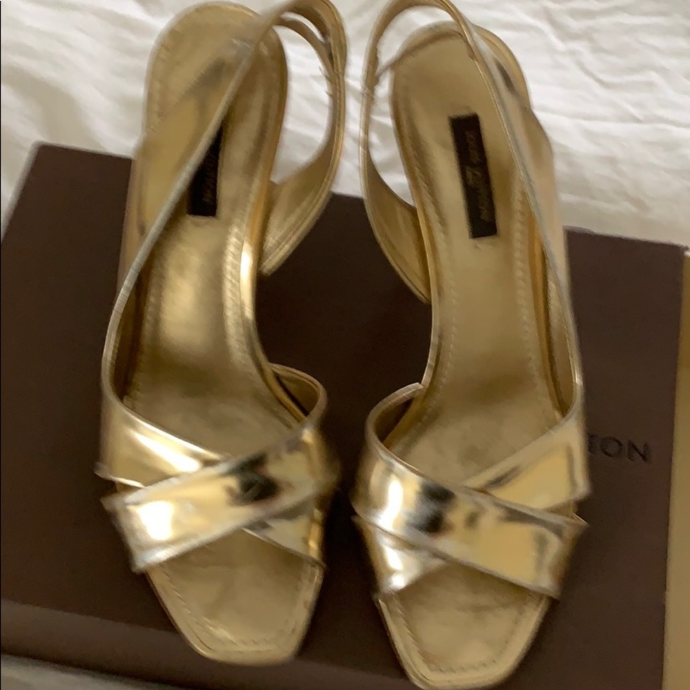 Lv shoes